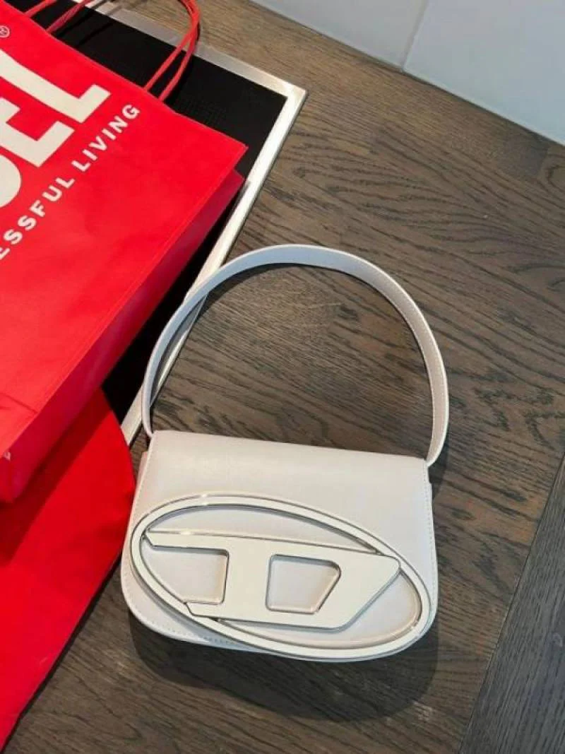 Diesell 1DR Shoulder Bag With Box Dustbag Slingbelt - Image 3